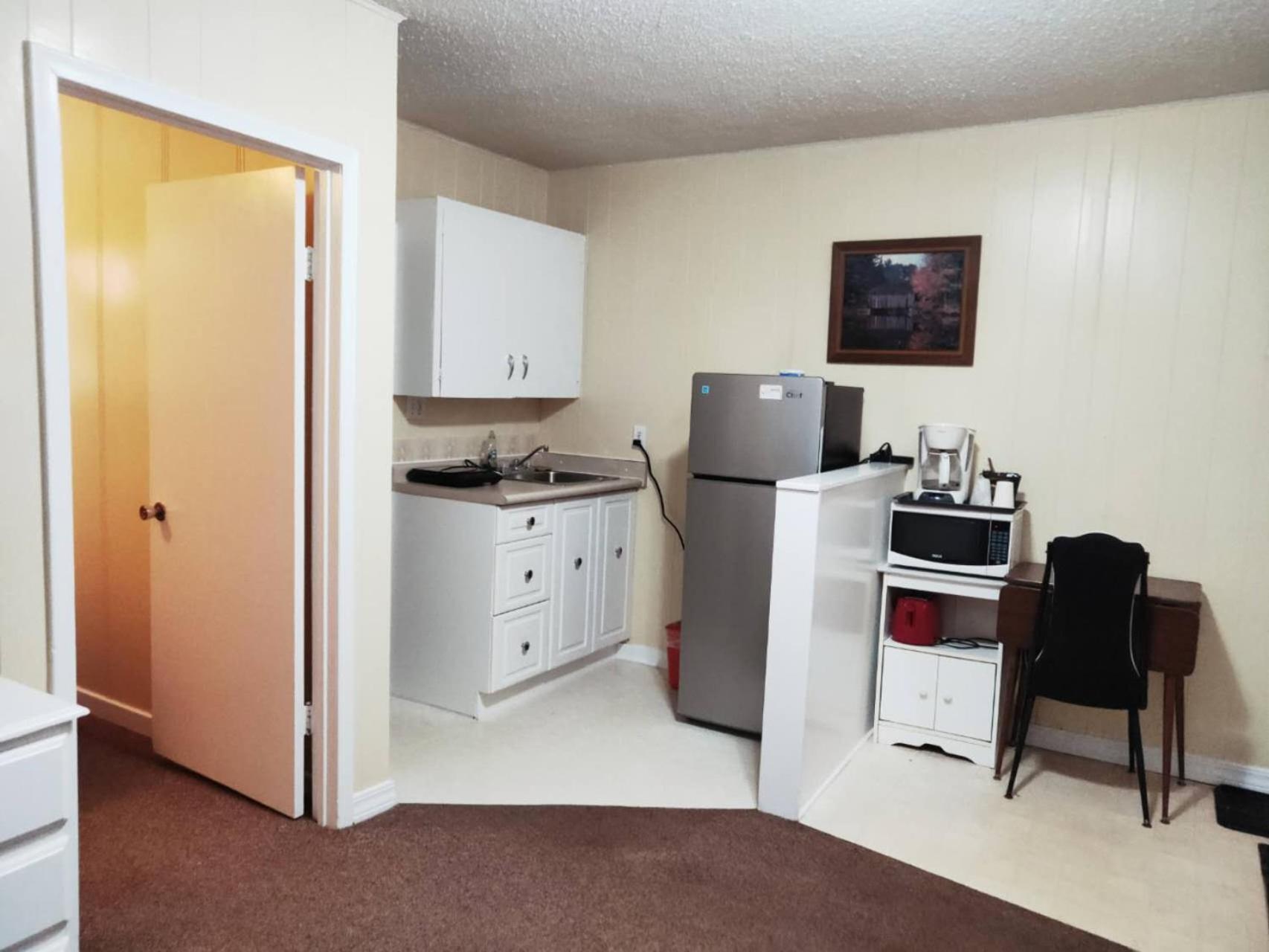 Melsask Motel Melville Exteriér fotografie
