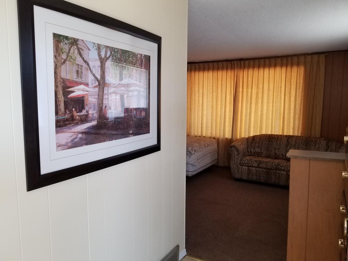 Melsask Motel Melville Exteriér fotografie